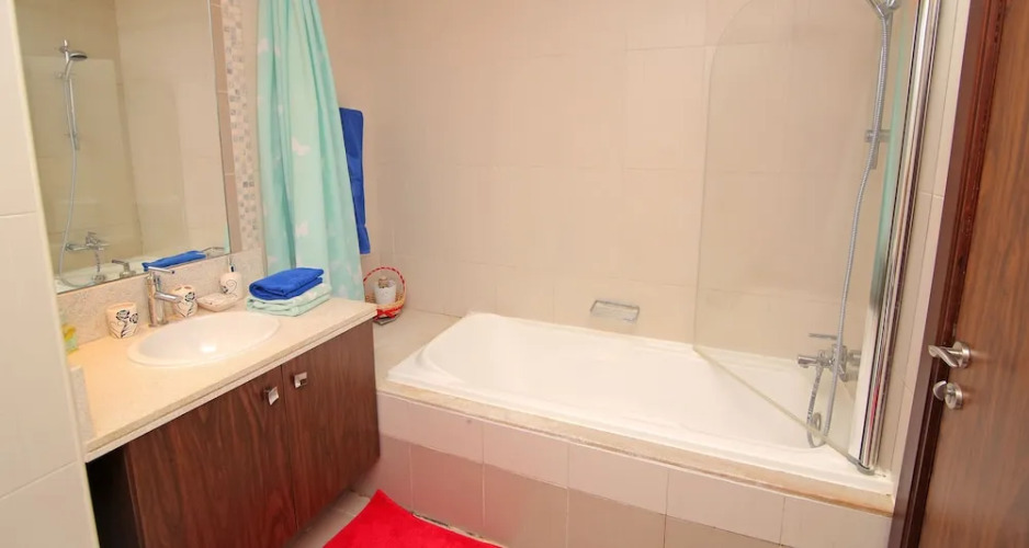 Executive Bay by New Arabian Holiday Homes - Image 11