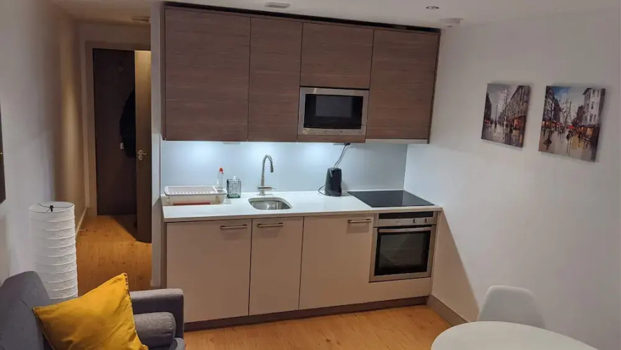 The Wilde riverside studio-flat