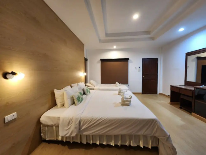 Lanta Village Resort