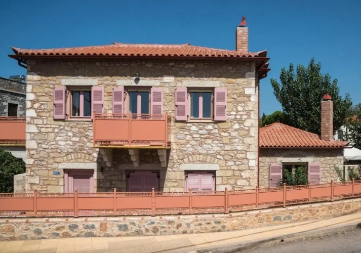 3 Bedrooms Cottage