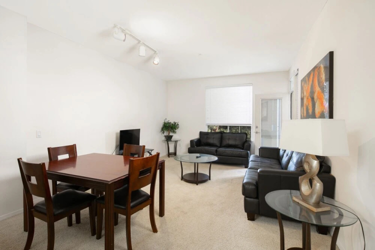 Irvine Comfort Collection 2 bed & 2 Bath