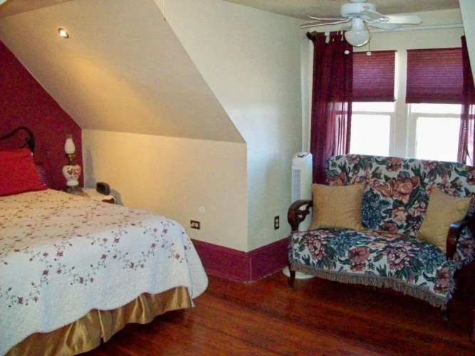 Baker St Harbour Waterfront Bed And Breakfast