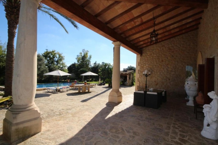 Villa
