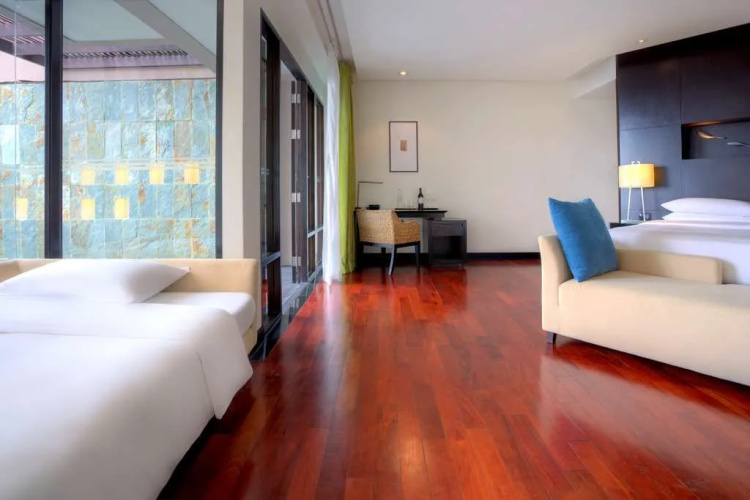 Kamala Bay Terrace Resort