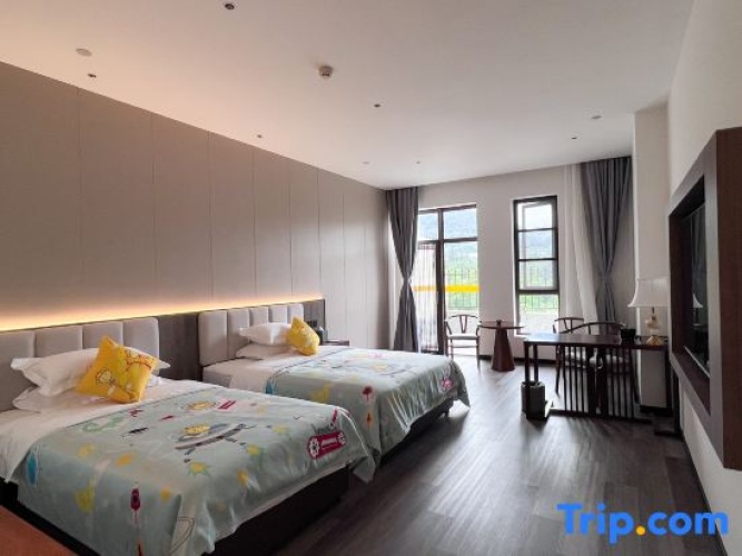 Standard Family room