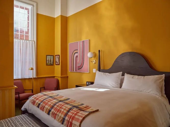 The Abner Hotel