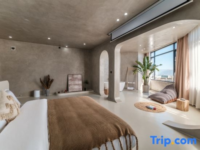 Deluxe Double room with view