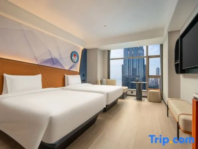 Standard Twin room with river view