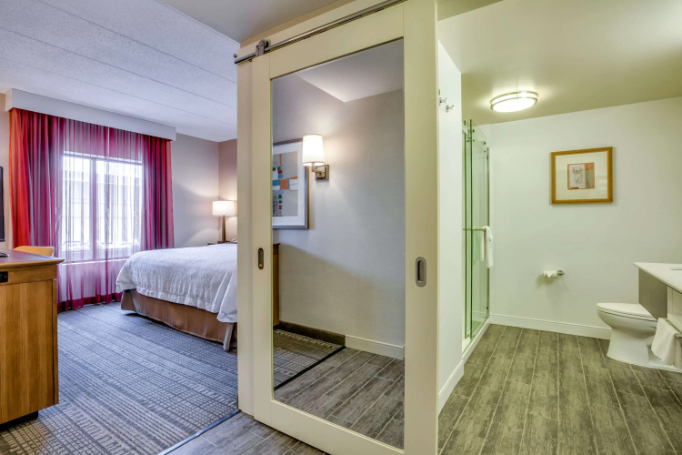 Hampton Inn Boston - Norwood