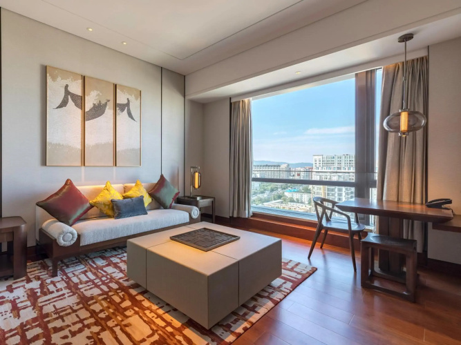 HUALUXE Beijing Xinan by IHG