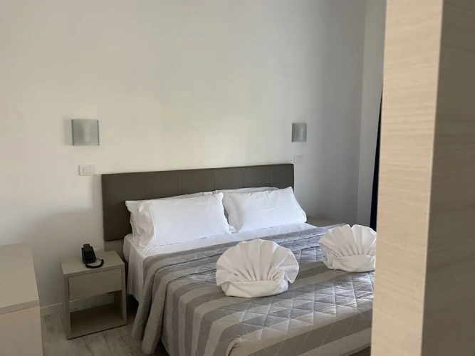 2 Bedrooms Superior Quadruple room with city view