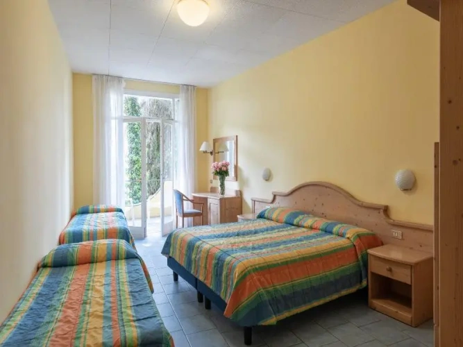 Standard Quadruple room with balcony