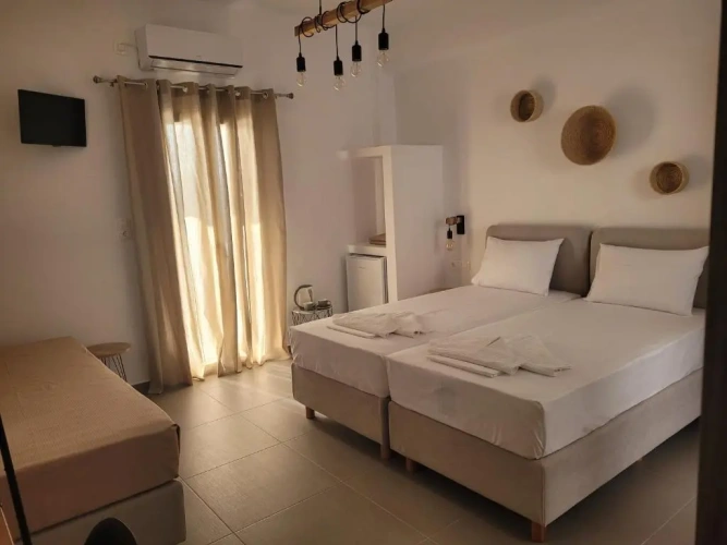 Deluxe Triple room