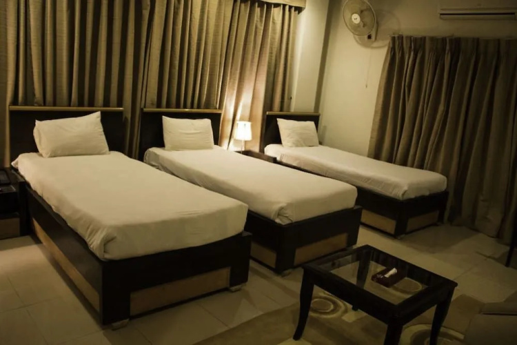 Hotel Country Inn
