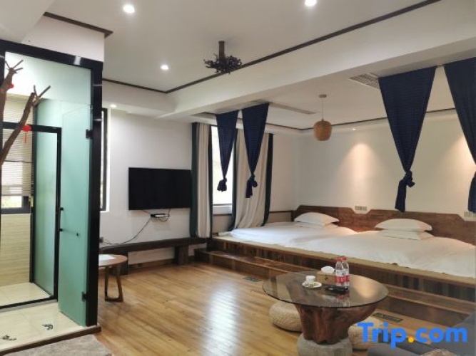 Triple Suite