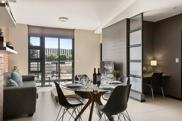 2 Bedrooms Double Suite