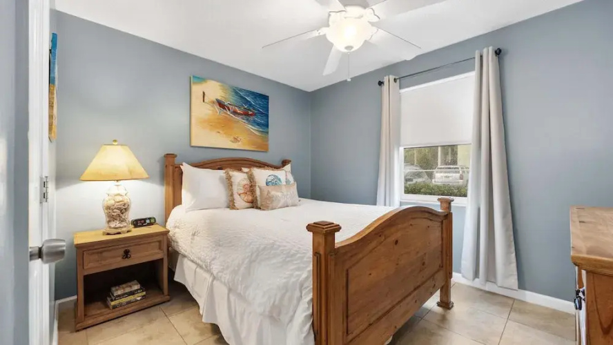 Coastal Clipper Charming 2 Bdr, Walk to Beach!