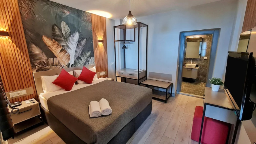 Hotel Letstay Panorama Suites