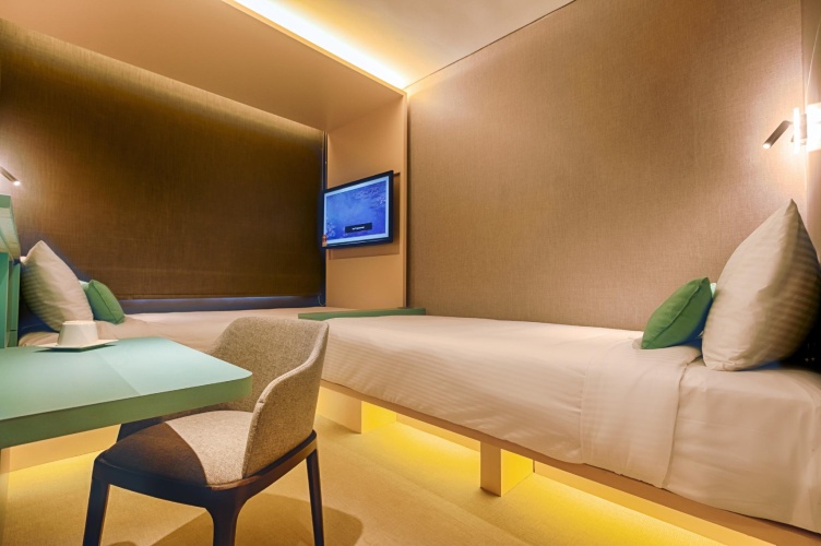 Standard Twin room
