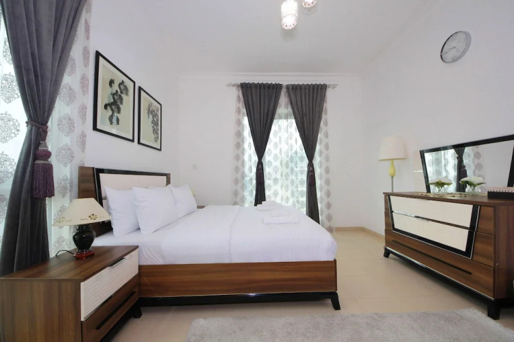 2 Bedroom Apartment in Mayfair Tower