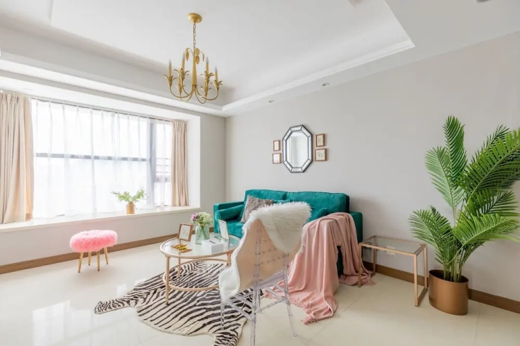 3 Bedrooms Apartment