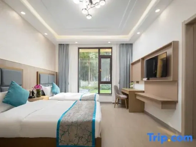 Deluxe Twin Villa