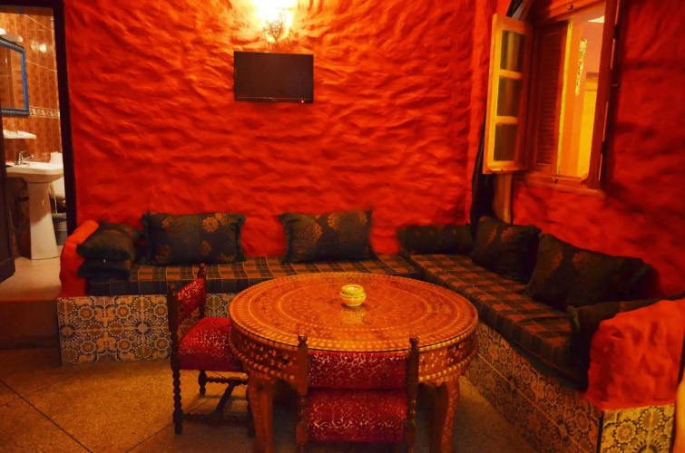 Hotel Sahara