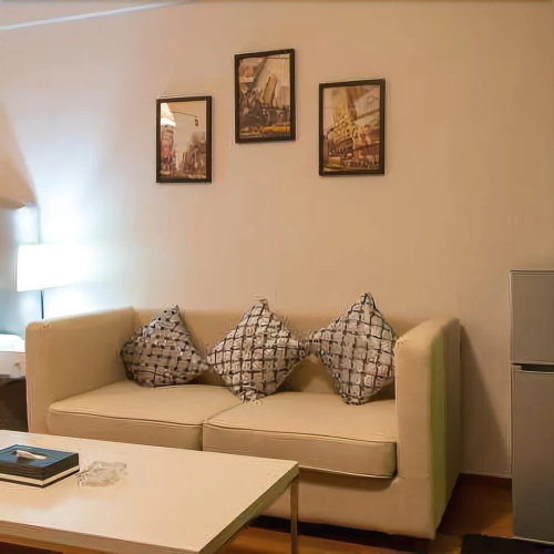 2513 Serviced Apartment