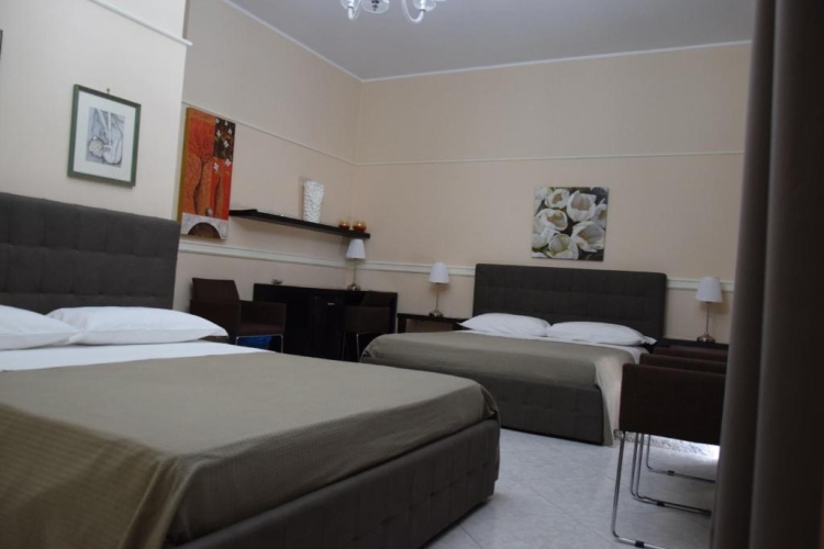 Standard Quadruple room