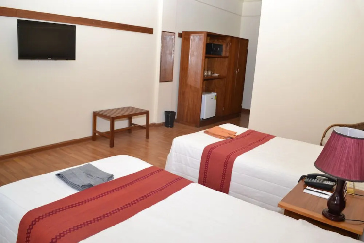 Sakura Inn