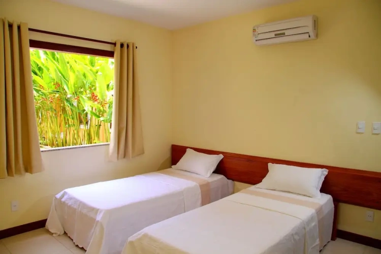 3 Bedrooms Family Apartment with garden view