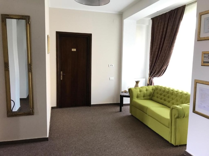 Standard Double Basement room