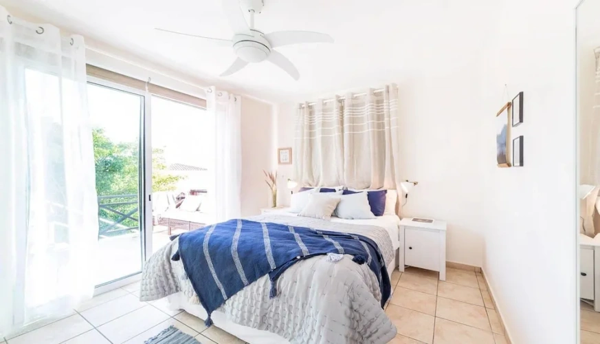 4 Bedrooms Villa with balcony