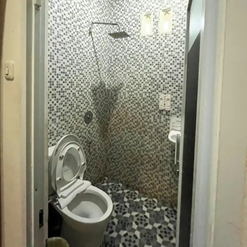 Djuragan Kamar Macan Kumbang