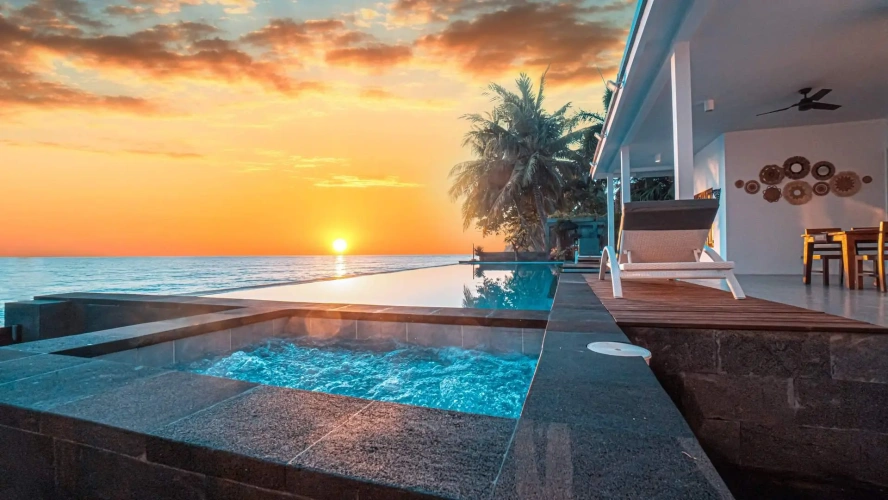 3 Bedrooms Deluxe Sextuple Villa with ocean view