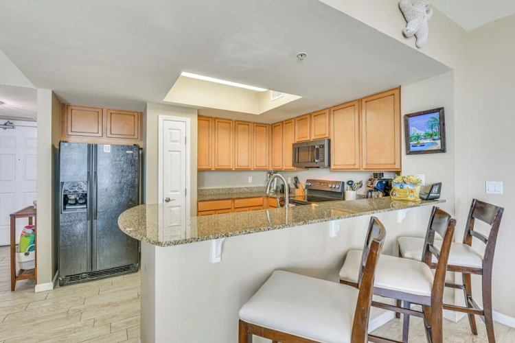 2 Bedrooms Apartment