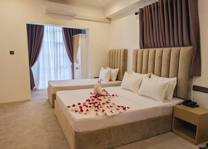 Luxury Triple room