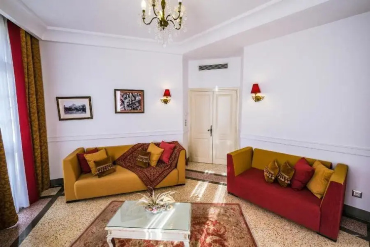 Hotel Majestic