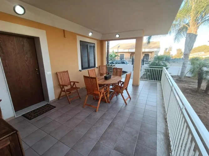 3 Bedrooms Villa