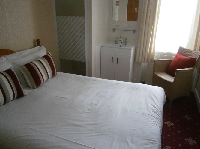 Seasons Guest House
