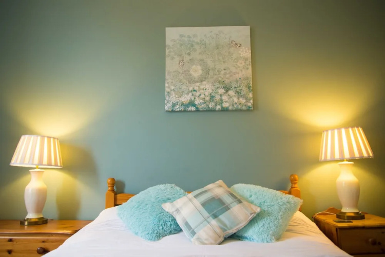 Compton Guest House