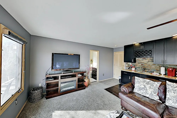14B Larson Lane Home