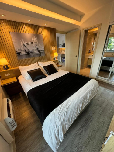 Elegantly designed Condominium in QC