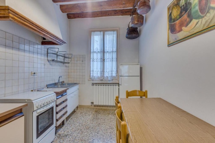 2 Bedrooms Apartment with canal view