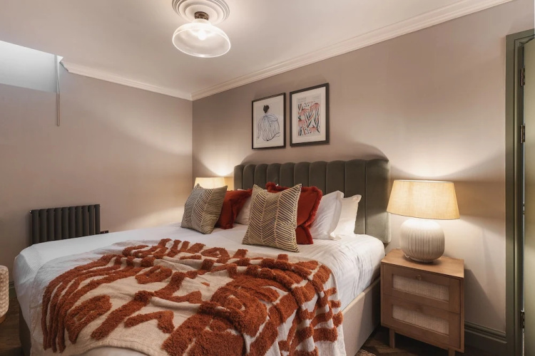 YourApartment  Cotham Arms