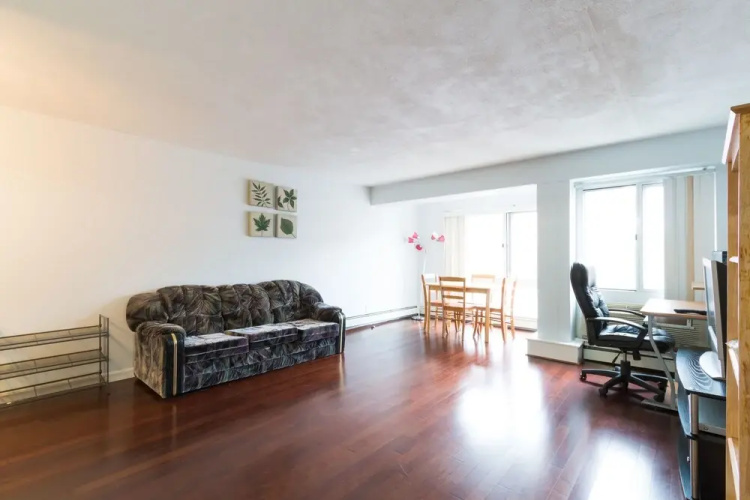 Harvard Square Apartments by Next Star