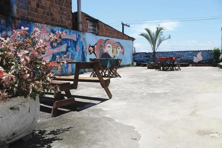 Flor Da Ilha Hostel