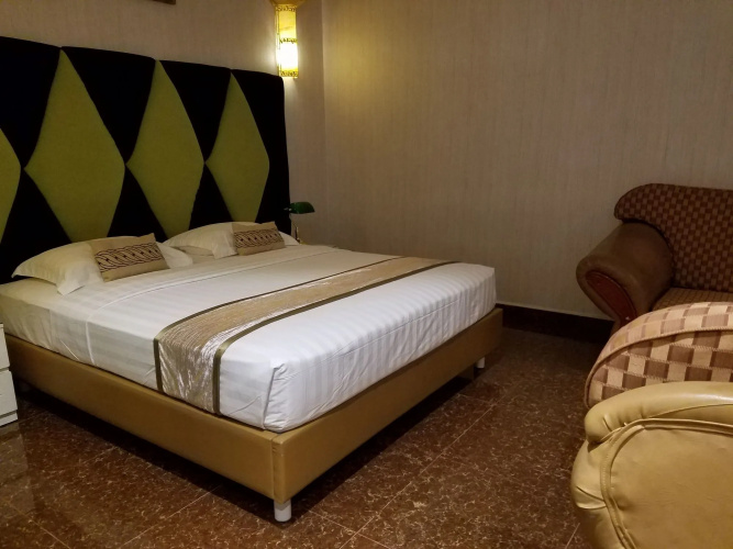 Fortune 1127 Central Hotel