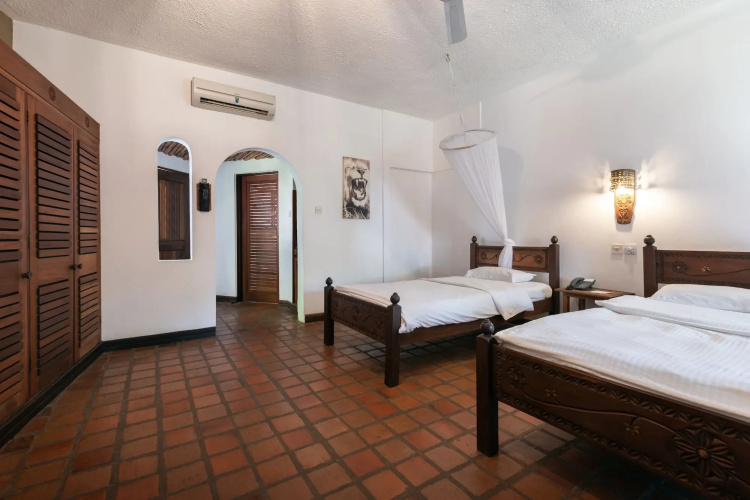 Severin Sea Lodge