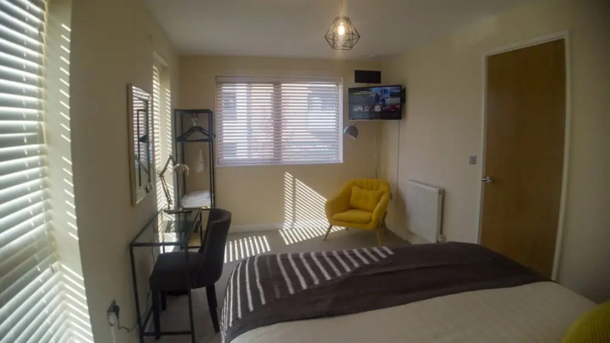 Fitzrovia Properties - Barracks Mews